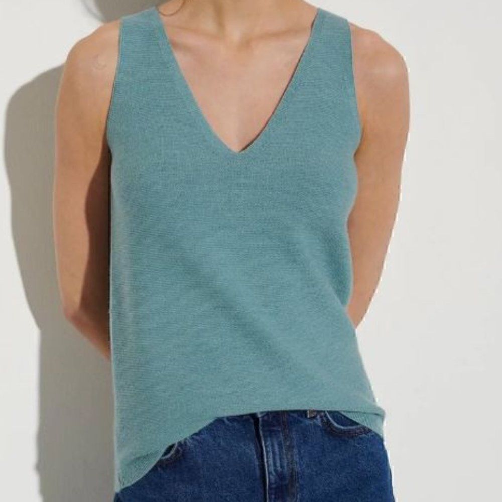 Hayley Matthews Blue V Neckline Sweater Tank Top